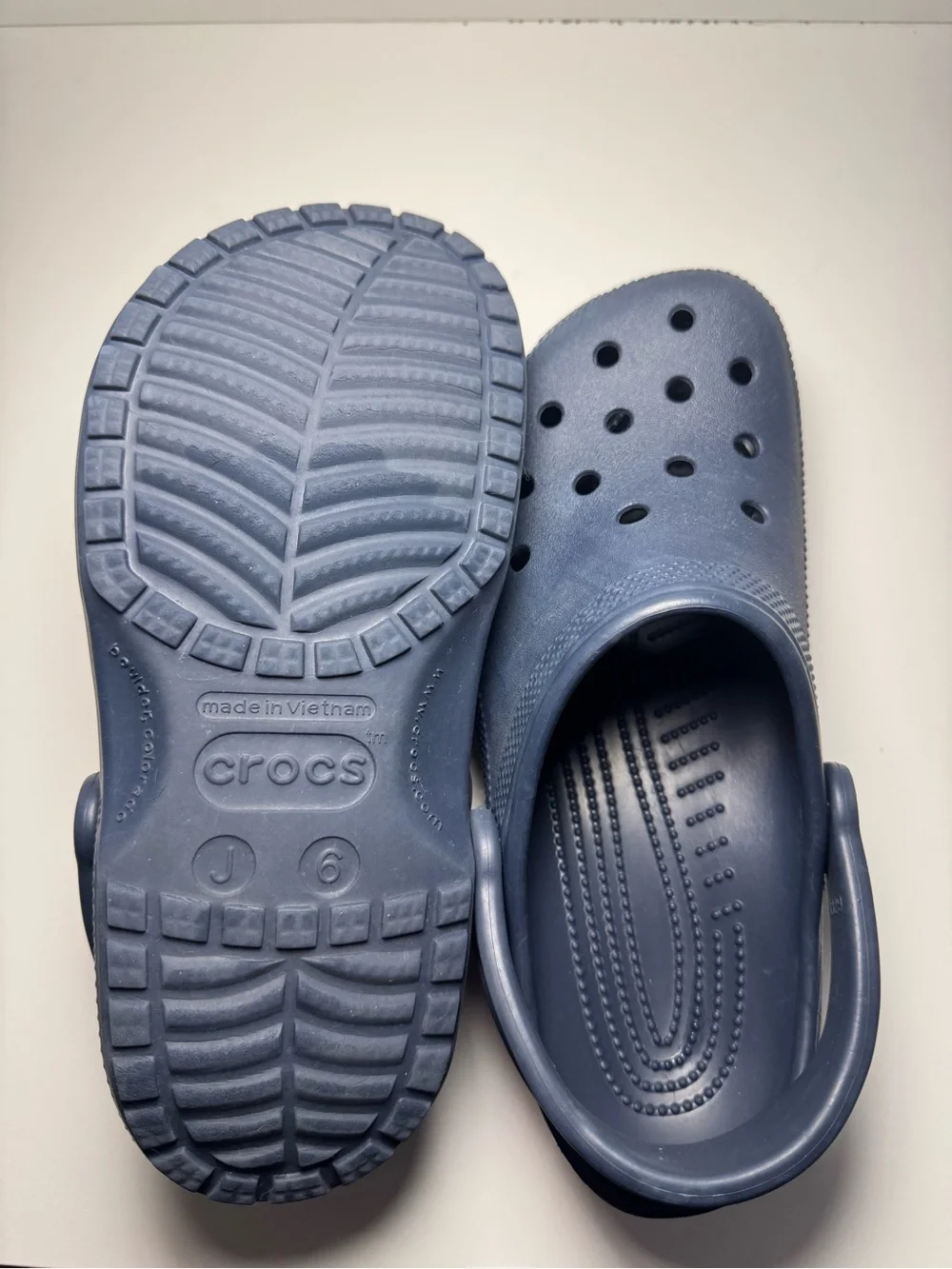 CROCS Navy Blue Classic Clogs with Heel Strap